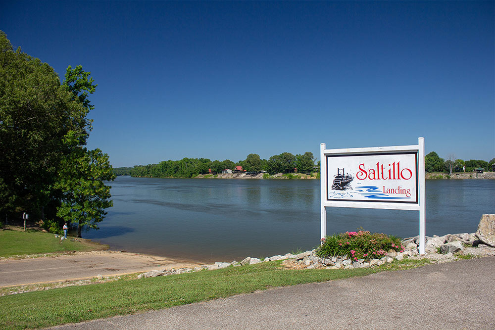 Saltillo-Tennessee Saltillo Landing boat dock in the Tennessee River.